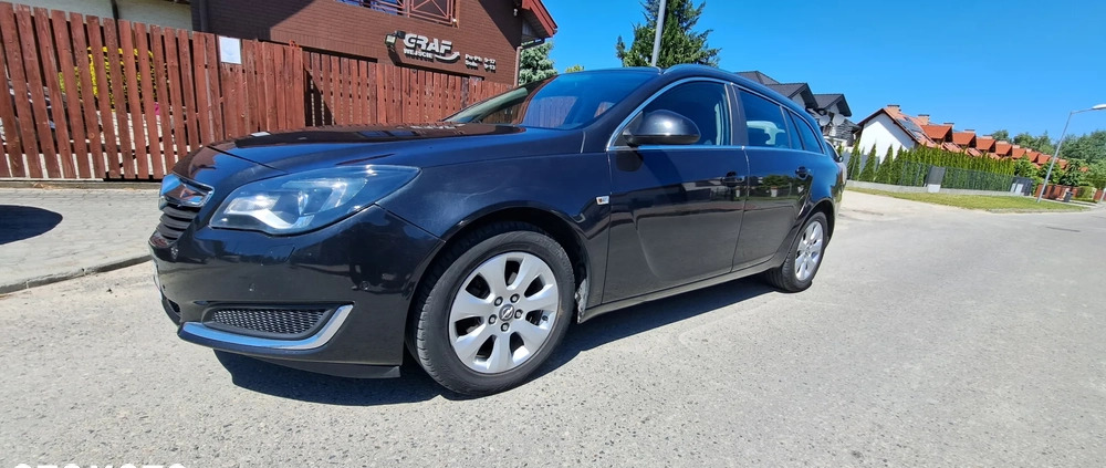 Opel Insignia cena 31900 przebieg: 153000, rok produkcji 2016 z Tarnów małe 154